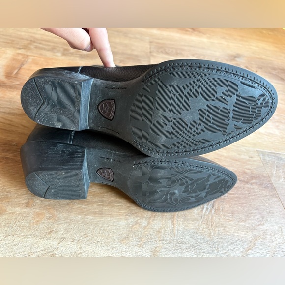 Ariat black leather stitched cowboy boots - Picture 8 of 11